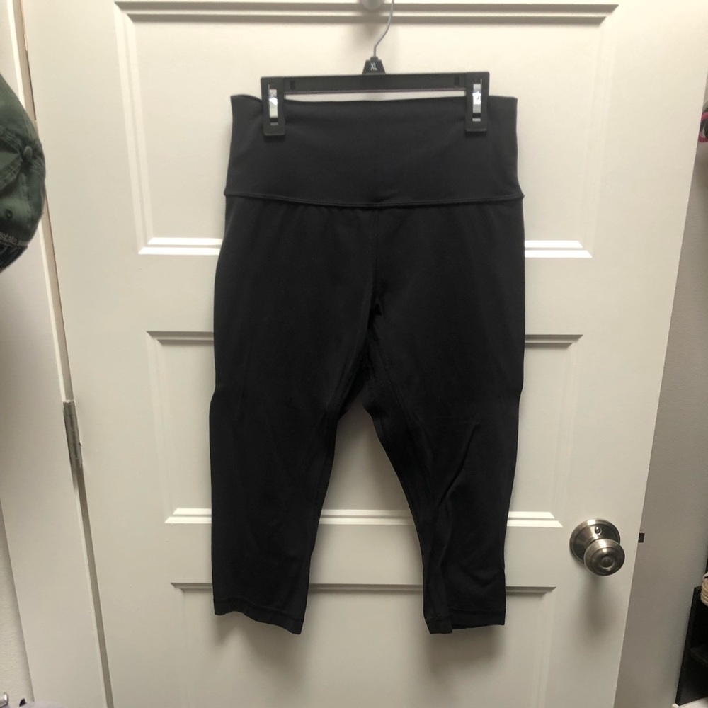 Lululemon black align cropped leggings. Size 8.
